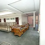 Super Oyo 270 Madinah Residence Syariah