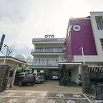 Super Oyo 270 Madinah Residence Syariah