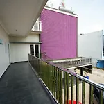 Super Oyo 270 Madinah Residence Syariah