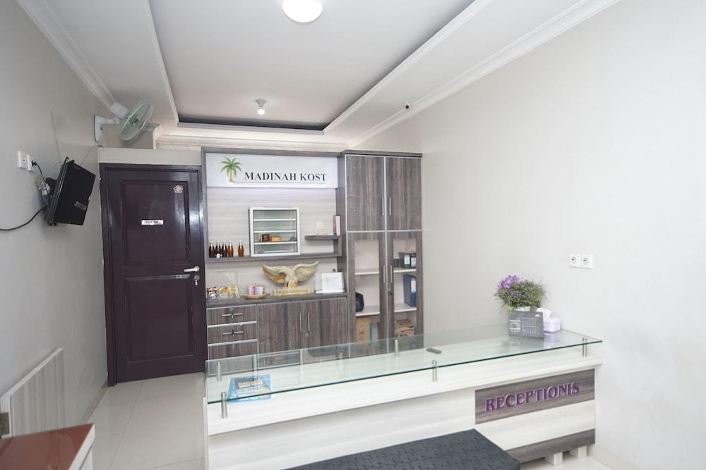 Hotel Super Oyo 270 Madinah Syariah